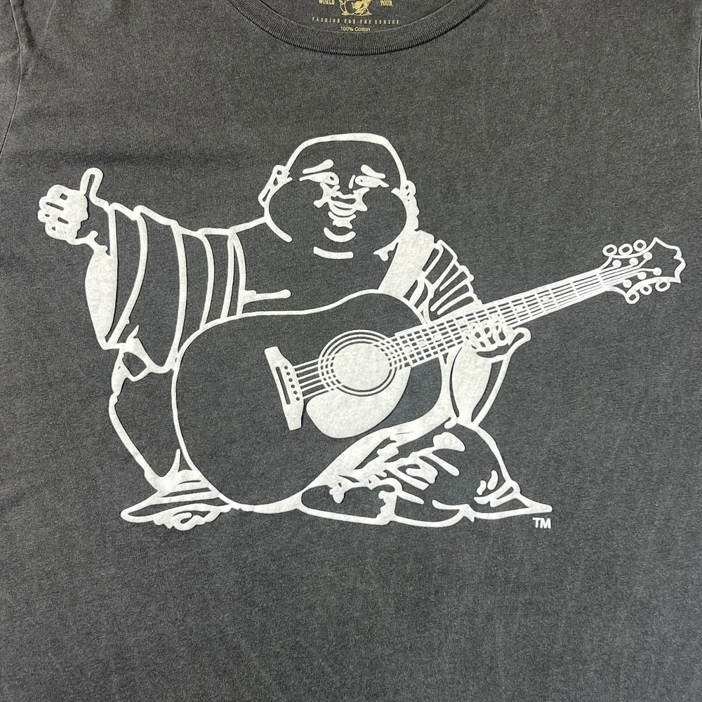 True Religion rock out